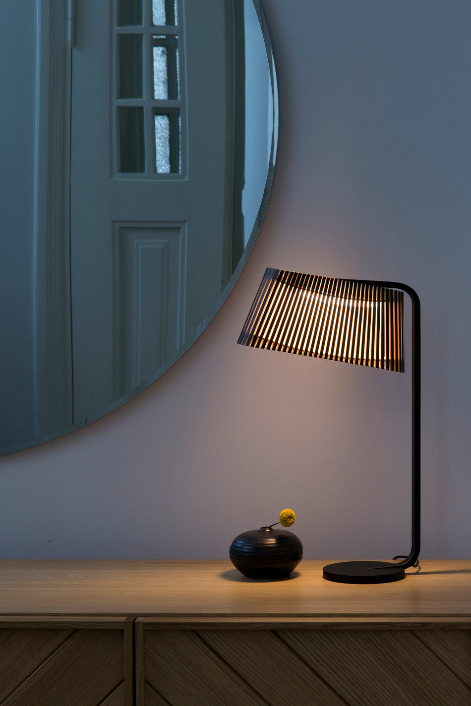 Owalo 7020 Table Lamp