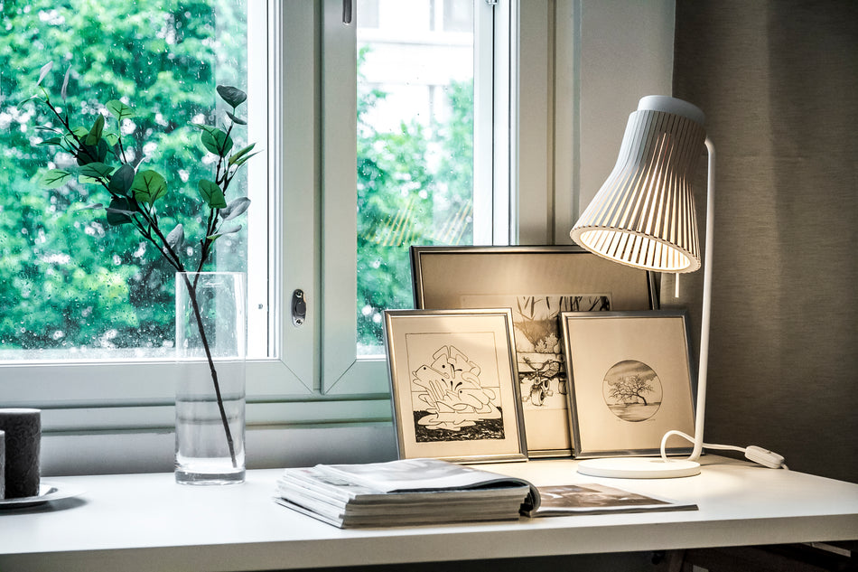 Petite 4620 Table Lamp