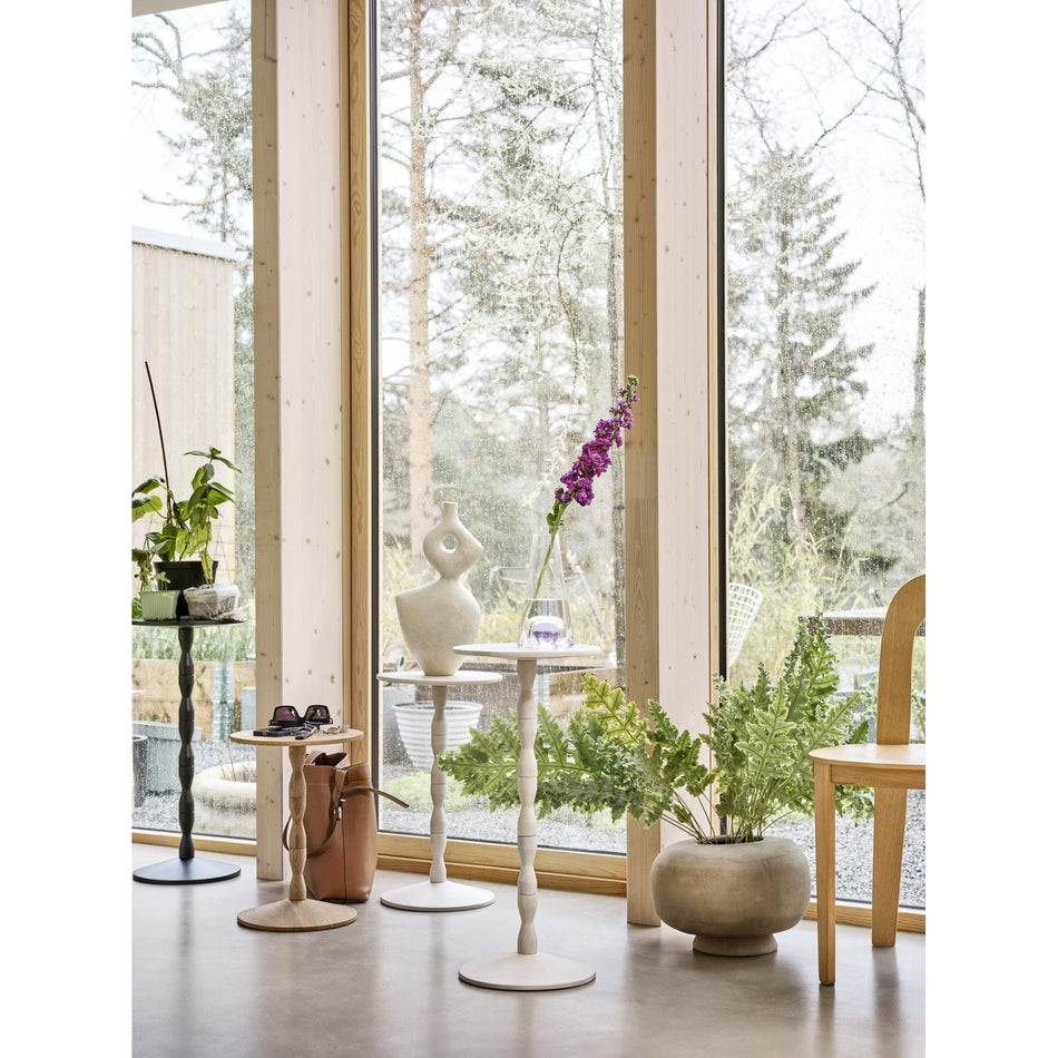 Pedestal Table