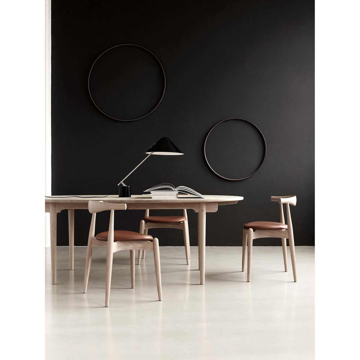 Carl Hansen - CH20 Elbow chair - Skandium London