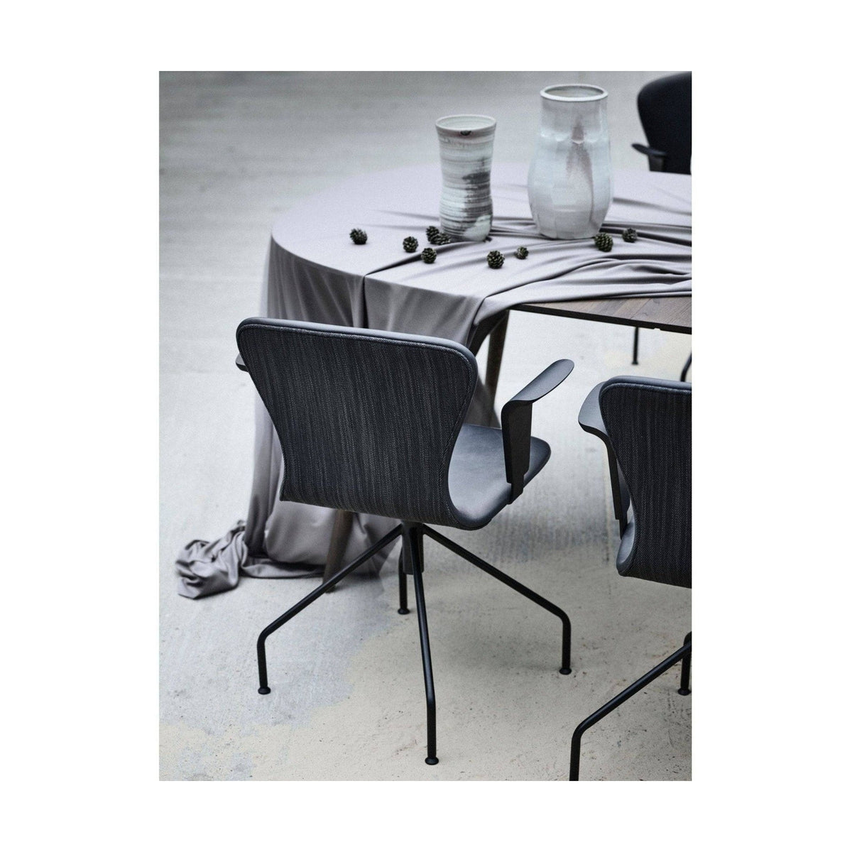 Bruunmunch - Play swing armchair with upholstery - Skandium London