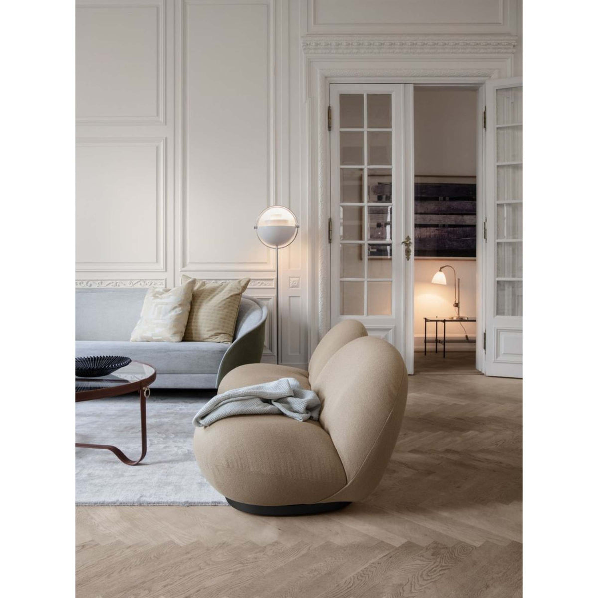 Gubi - Pacha Lounge Chair - Skandium London