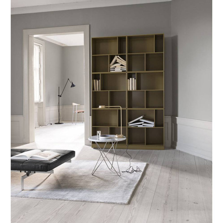 Read book shelf | Montana | Skandium London